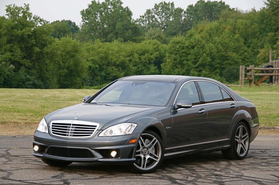  Mercedes-Benz S63 AMG 2008 года  (фото 2 из 42)